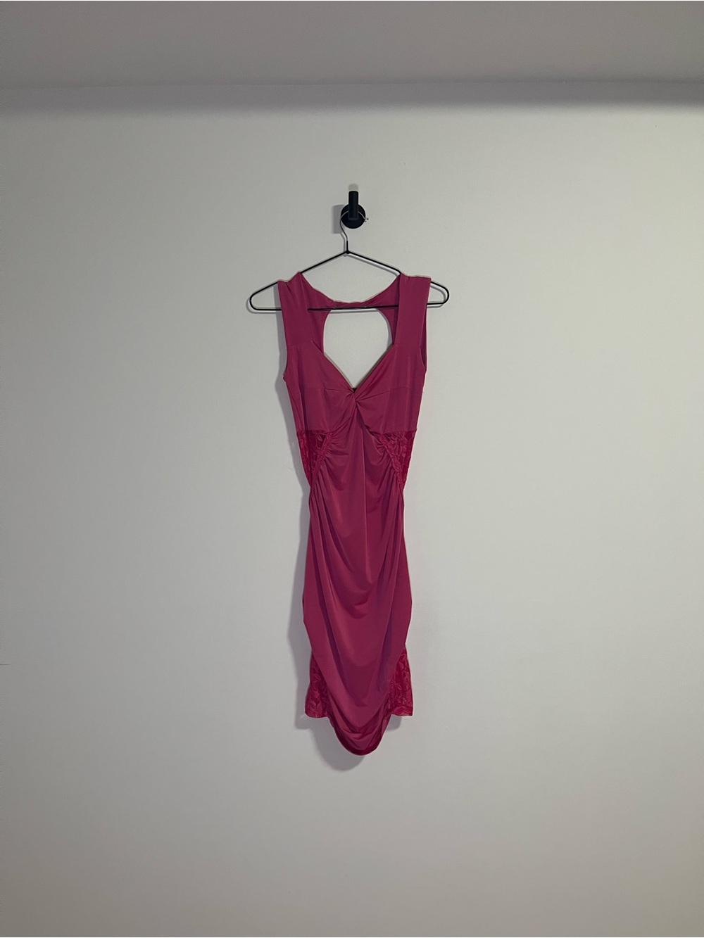 y2k pink lace bodycon mini dress - Picture 5 of 5
